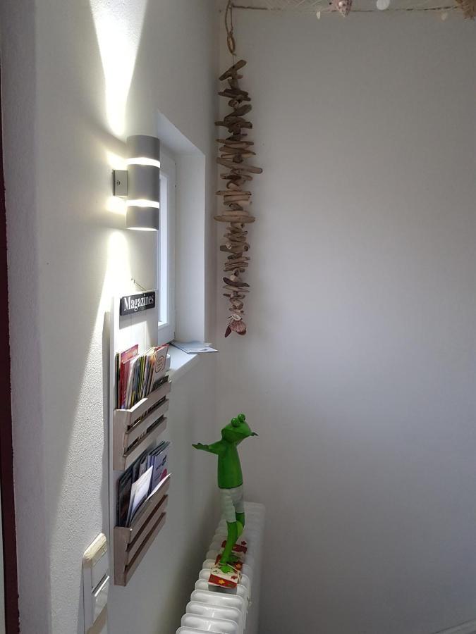 Haus Am Teich - Teichblick Apartment Fehmarn Luaran gambar